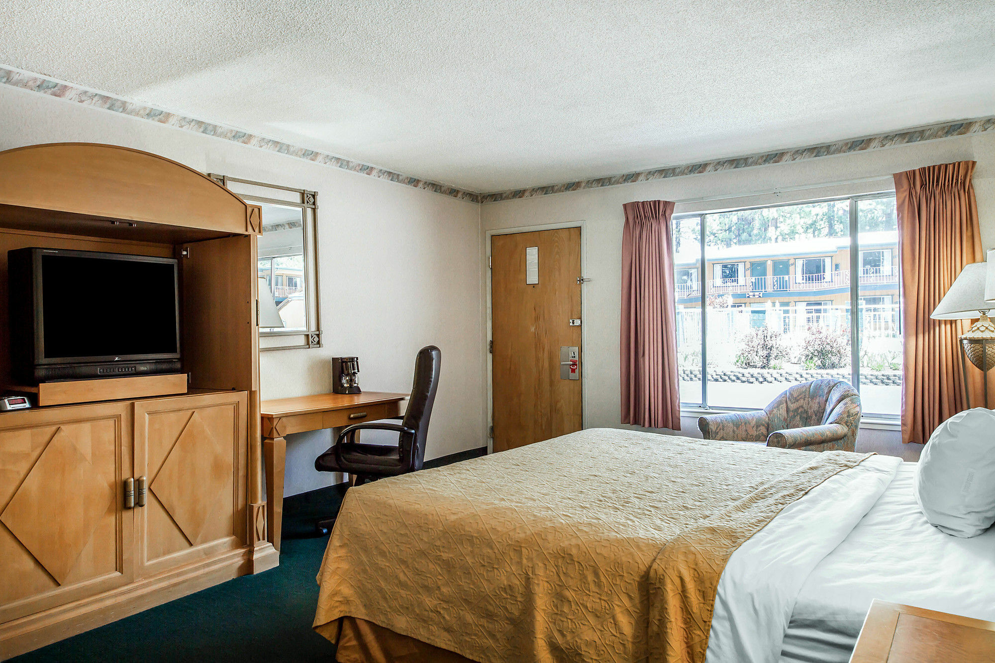 Hampton Inn & Suites South Lake Tahoe Exterior photo
